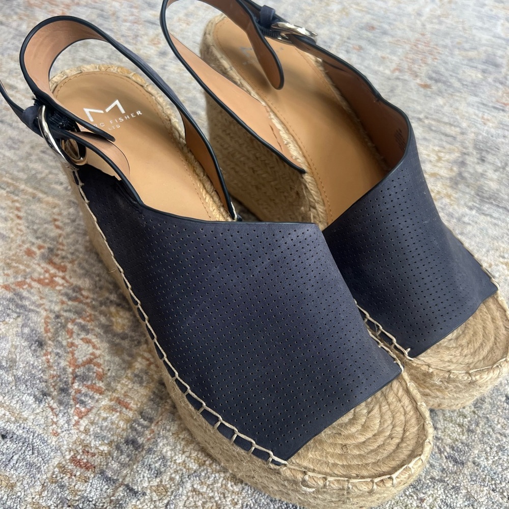 Marc Fisher LTD Espadrille Wedge Sandals – Worn Once Size 10